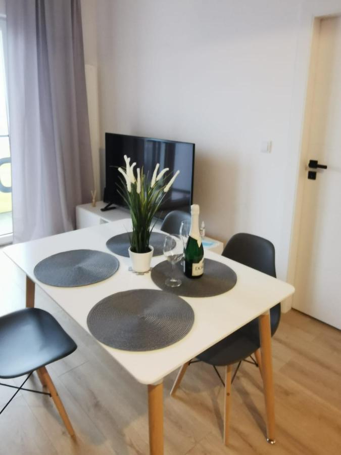 Warsaw Apartments Prymasa Street Eksteriør billede